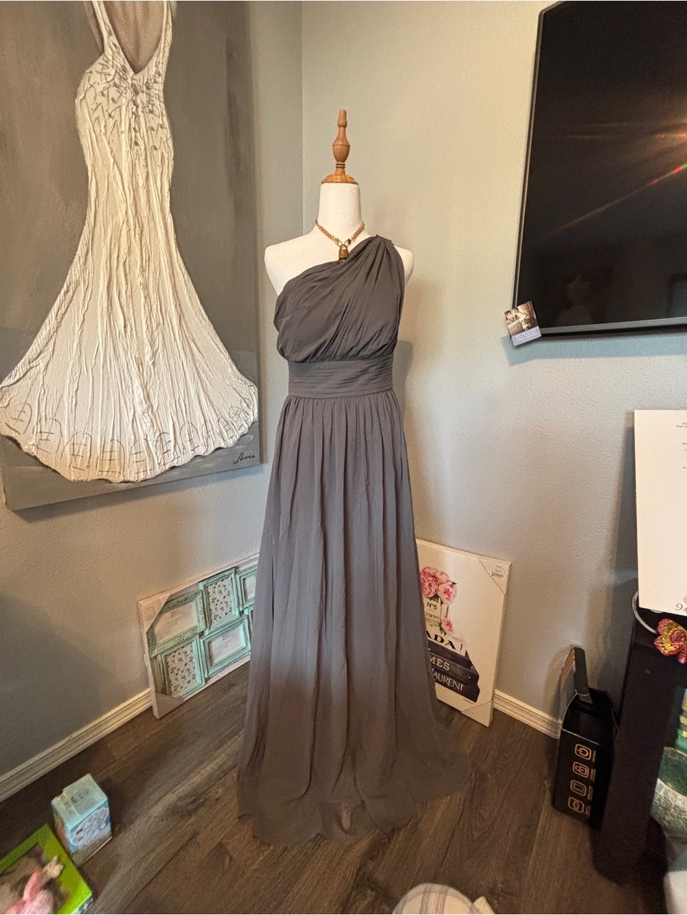 Elegant One-Shoulder Gray Maxi Dress
